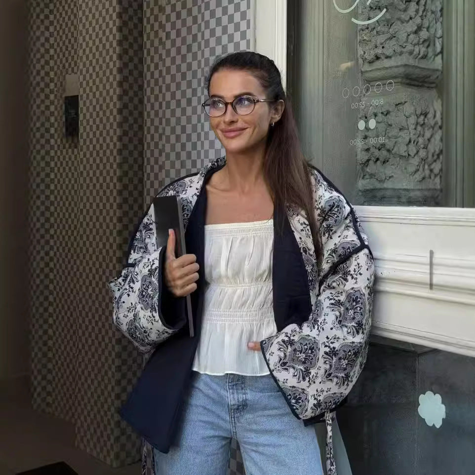 Damen gewattete Kimono-Jacke mit Taillengürtel und ornamentalem Print Drune