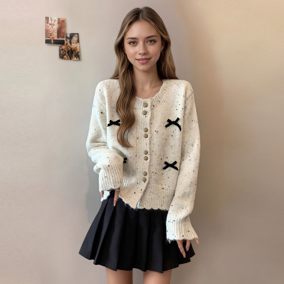 Damen Strickjacke mit dekorativer Knopfleiste und Schleifenakzenten Drune