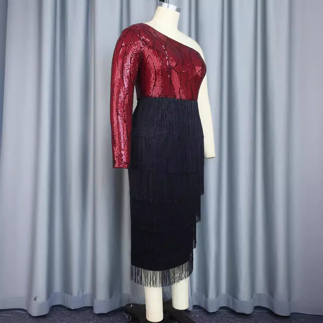 Damen glamouröses Fransenabendkleid mit aufwendigen Pailletten Drune