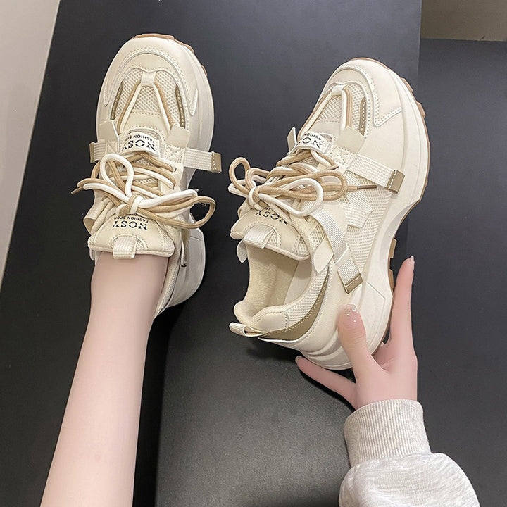 Damen Chunky-Plateau-Sneaker mit atmungsaktivem Mesh und montierten Riemen Drune