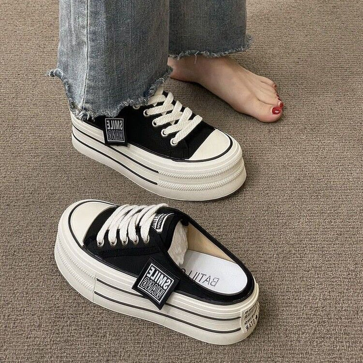 Damen Lässige Canvas-Sneaker mit strapazierfähigem Obermaterial und unverwechselbarem Design Drune