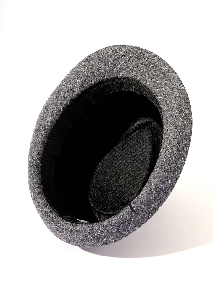 Damen eleganter Fedora-Hut mit gestreiftem Design und modischem Samtband Drune