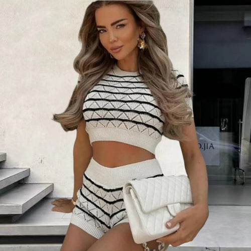 Damen Stylishes Kurzarm-Crop-Top und Shorts Set mit raffiniertem Muster Drune