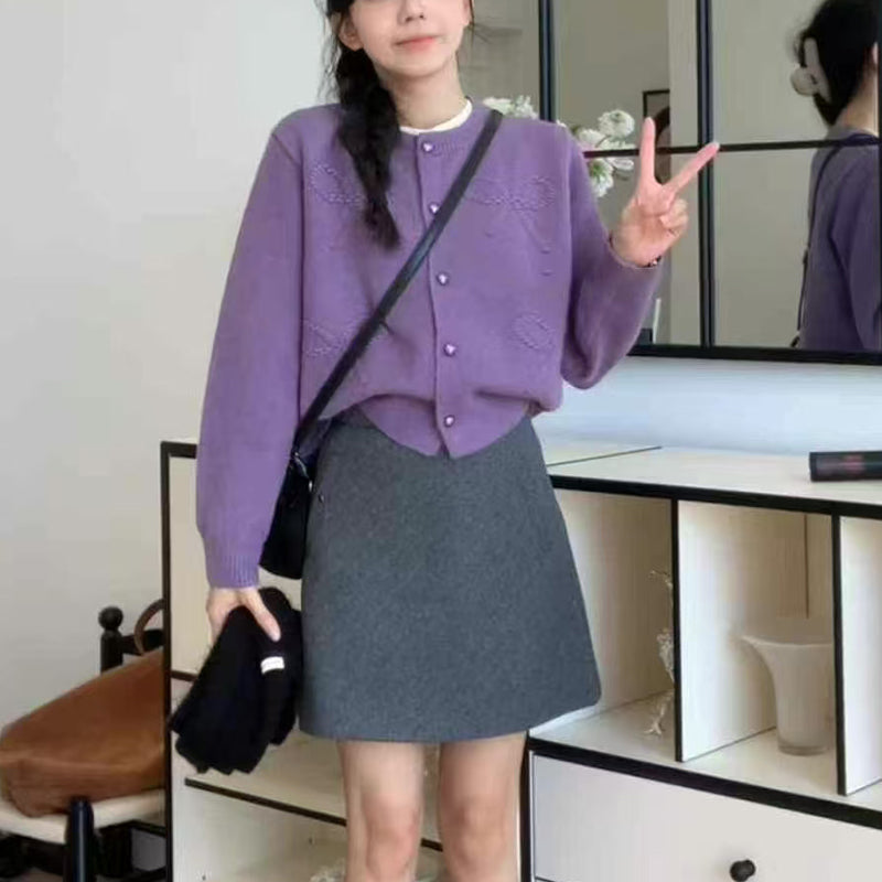 Damen gemütliche Strickjacke mit kurzen Ärmeln und hochwertigen Knopfdetails Drune