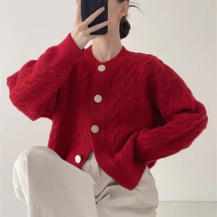 Damen Strickjacke mit Zopfmuster und großen Knöpfen Drune