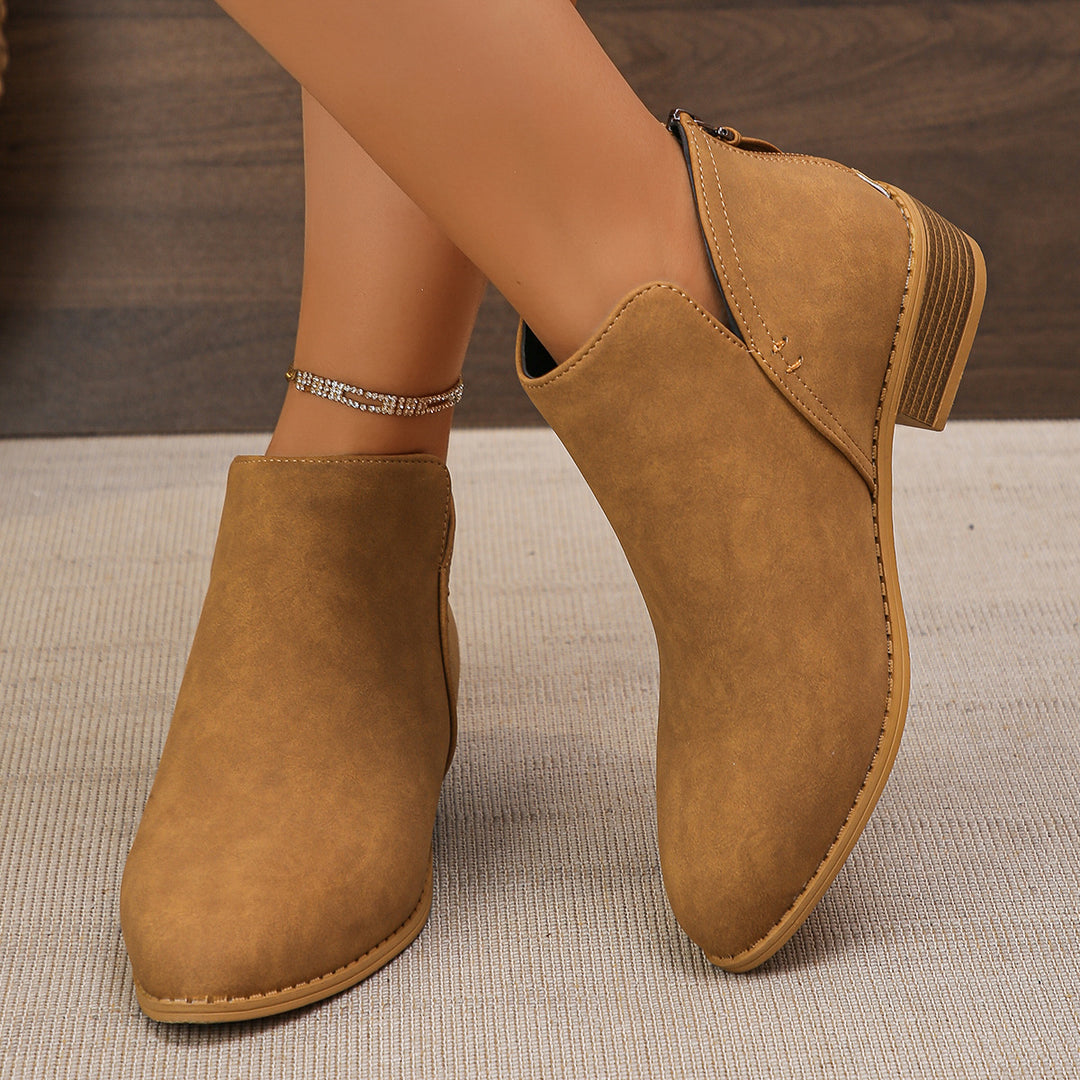 Damen Kurzstiefel mit Fersenreißverschluss, seitlichem Cut-Out und niedrigem Blockabsatz Drune