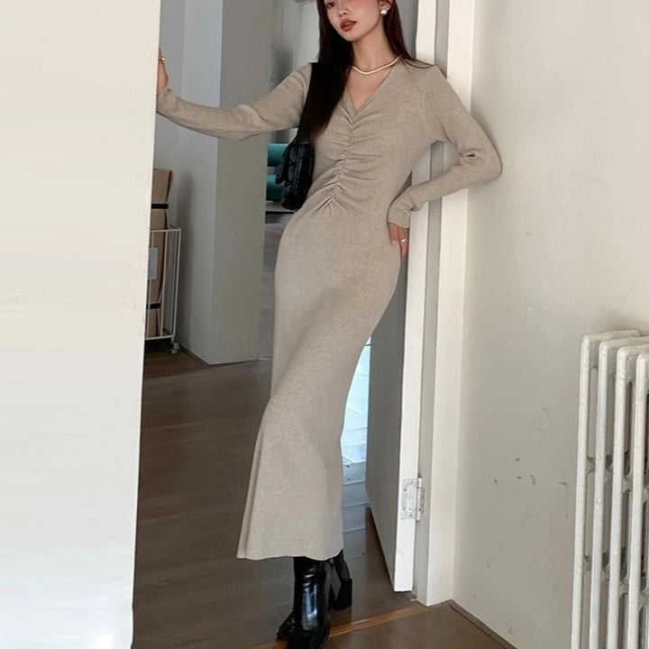 Damen Langarm-Strickkleid mit raffiniertem V-Ausschnitt und tailliertem Schnitt Drune
