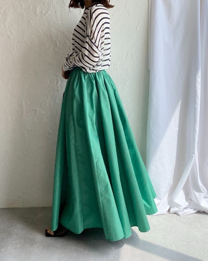 Damen Eleganter Teller‑Maxirock mit hohem Bund, versteckten Eingrifftaschen und verstärktem Saum Drune