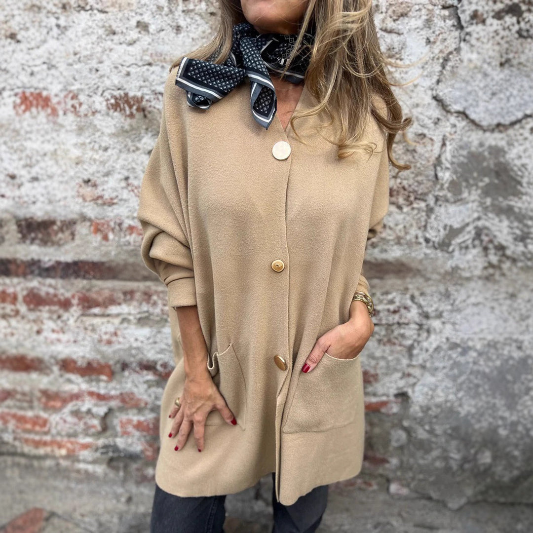 Damen Oversize Strickmantel-Cardigan mit aufgesetzten Taschen und Zierknöpfen Drune