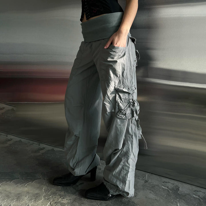 Damen Weite Cargo-Hose mit hohem Umschlagbund, Utility-Tasche und Kordelzug Drune