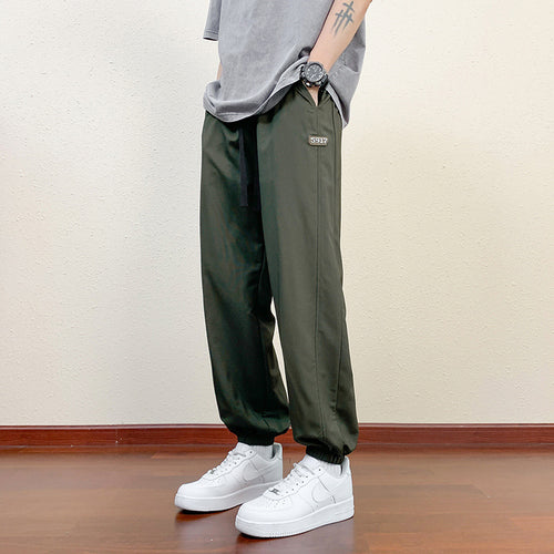 Herren Sportliche Jogginghose mit reflektierenden Details