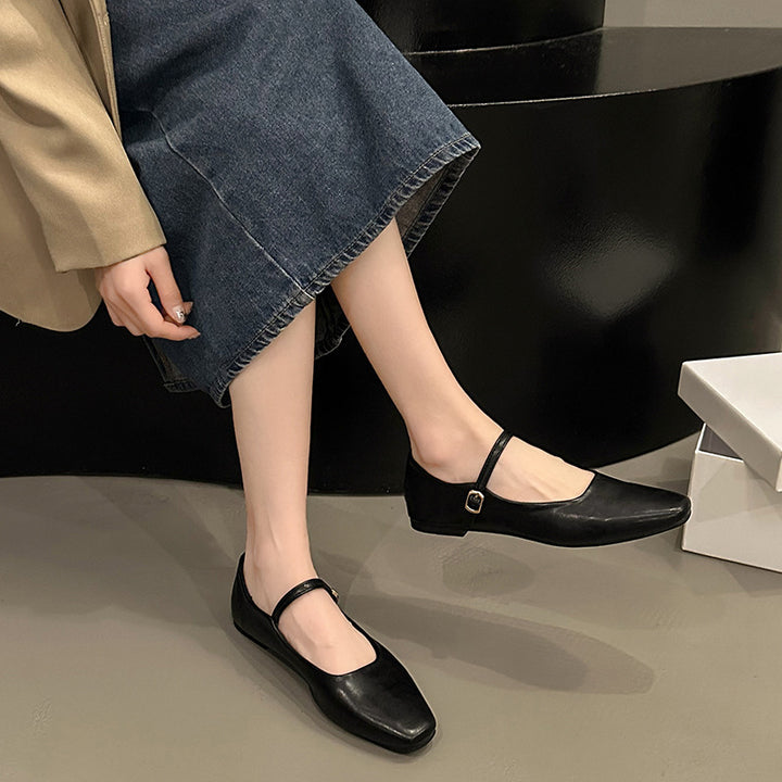 Damen Quadratzehen-Mary-Jane-Flats mit verstellbarem Knöchelriemen Drune