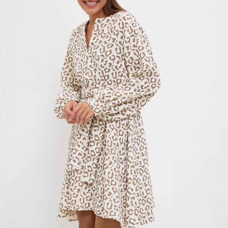 Damen Freizeitkleid mit taillierbarem Gürtel und eleganten Rüschendetails Drune