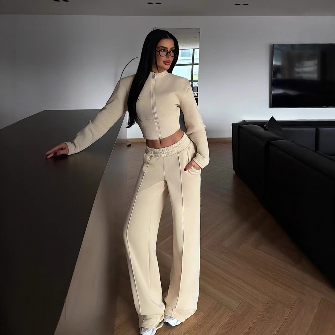 Damen Zweiteiler Ensemble mit stylishen Details und hohem Tragekomfort