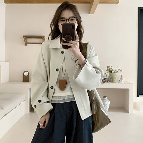 Damen Oversize Kurzjacke mit überschnittenen Schultern und großer Knopfleiste Drune