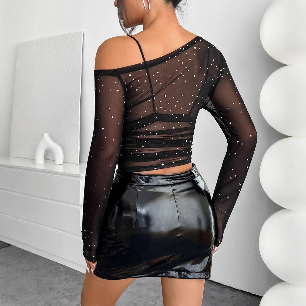 Damen nan asymmetrisches Mesh-Crop-Top mit integriertem Bustier, Raffung und Strassbesatz Drune