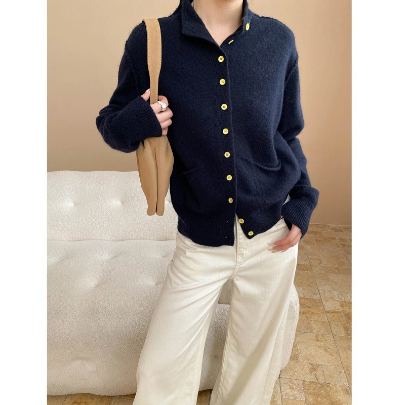 Damen kuschelige Strickjacke mit praktischen Taschen und Knopfverschluss Drune