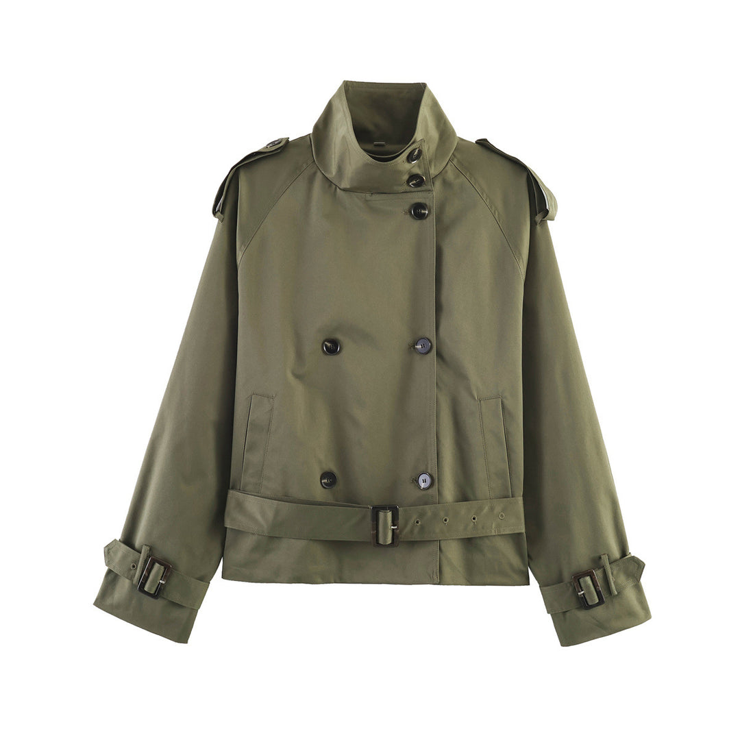 Damen 20+ kurzer Doppelreiher Trenchblouson im Boxy‑Cut mit Stehkragen Schulterklappen und verstellbarem Taillengürtel Drune