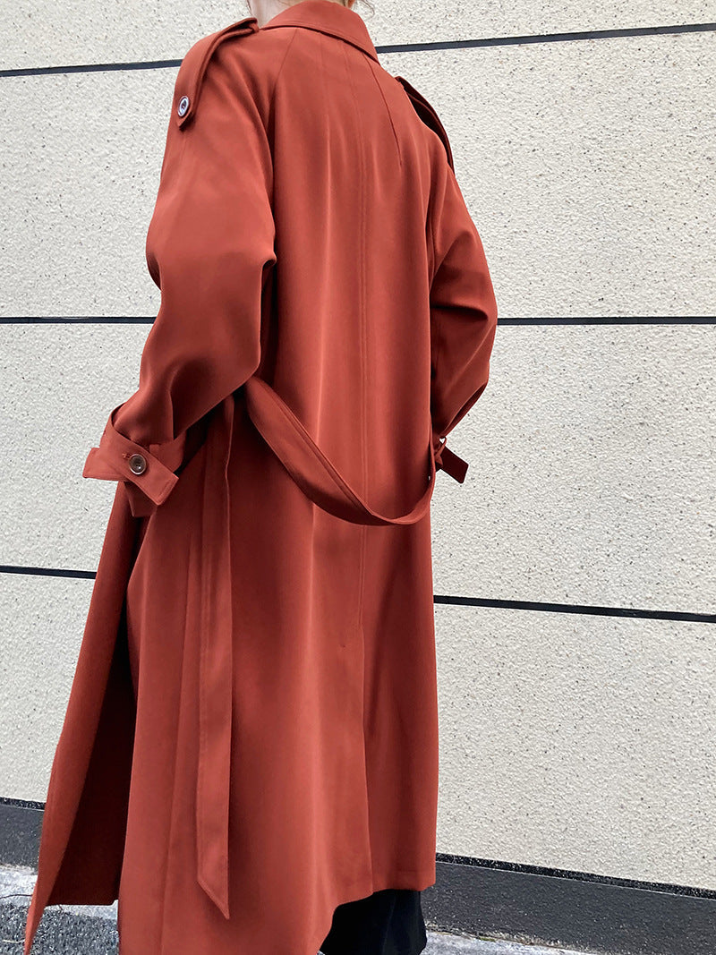 Drune | Lässiger, Britischer Stil Lockerer, mittellanger Trenchcoat