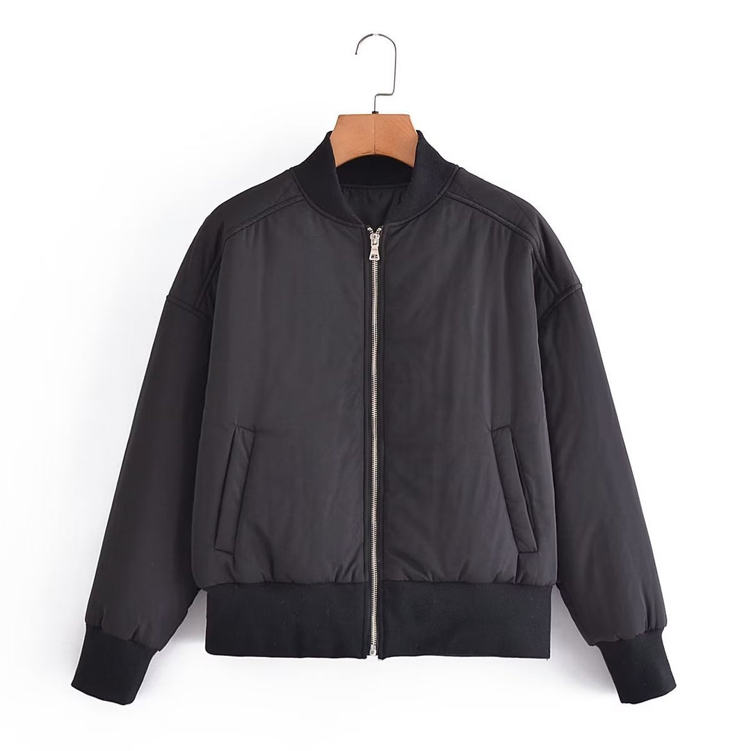 Damen Kurz geschnittene wattierte Blousonjacke mit geripptem Saum Drune