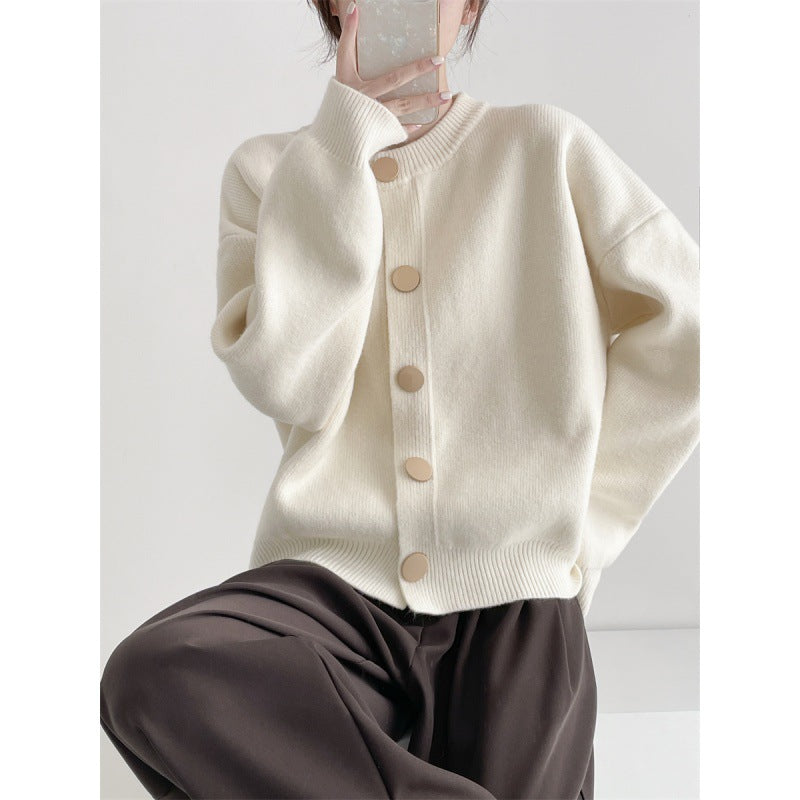 Damen kuschelige Strickjacke mit Knopfdetail und modernem Schnitt Drune