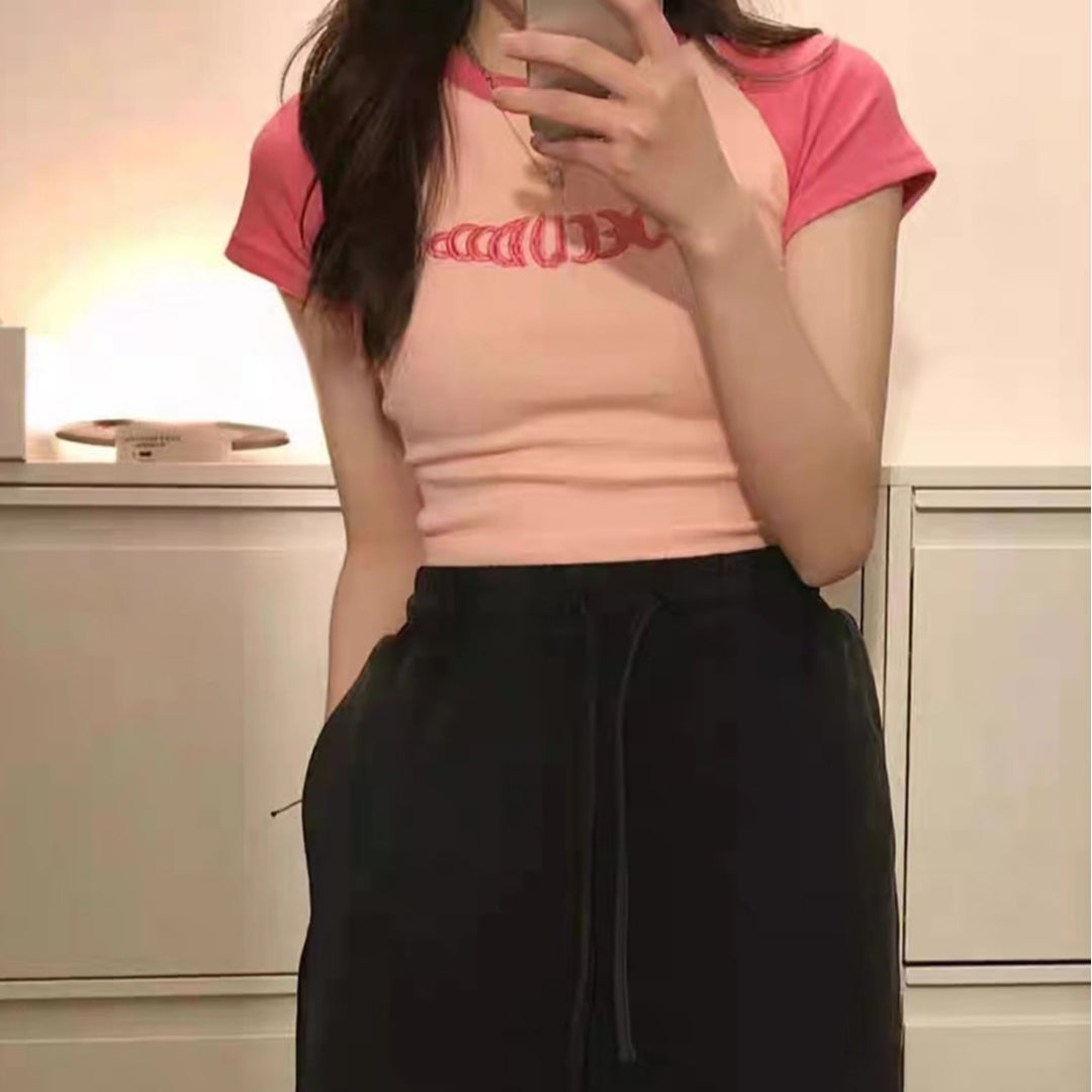 Damen Cropped T-Shirt mit kontrastierenden Ärmeln und modernem Aufdruck Drune