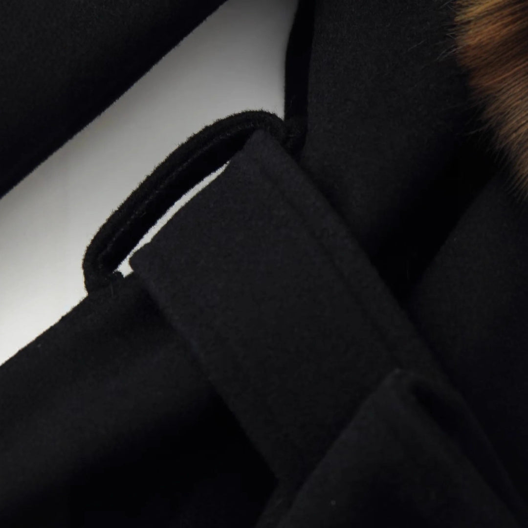 Damen nan eleganter Kurzmantel mit voluminösem Kunstpelz‑Schalkragen und formendem Bindegürtel Drune