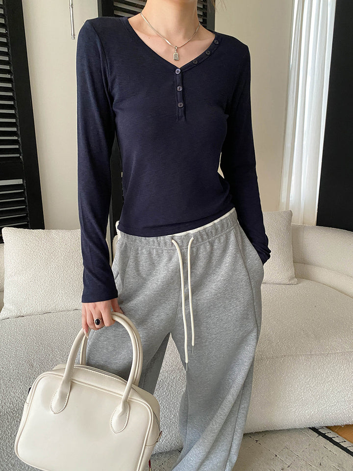 Damen Langarmshirt mit V-Ausschnitt und Knopfleiste Drune
