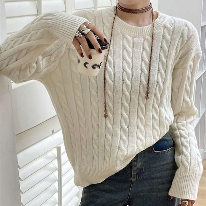 Damen Feiner Kabelstrickpullover mit Zopfmuster, Boxy‑Passform und verlängerten Rippbündchen Drune