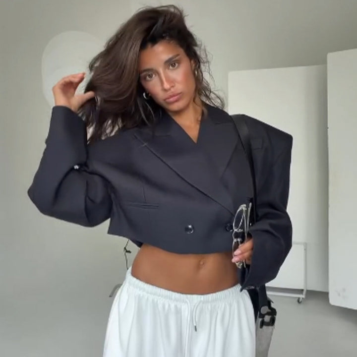 Damen Cropped-Boxy-Blazer mit skulpturierten Schultern und kastiger Silhouette Drune