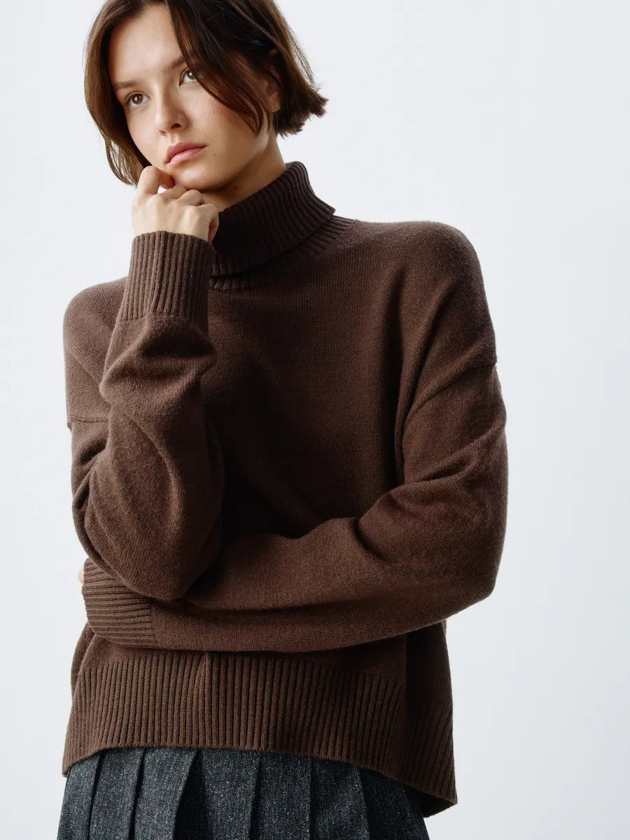 Damen Gemütlicher Rollkragenpullover mit oversized Schnitt und feiner Rippstruktur Drune