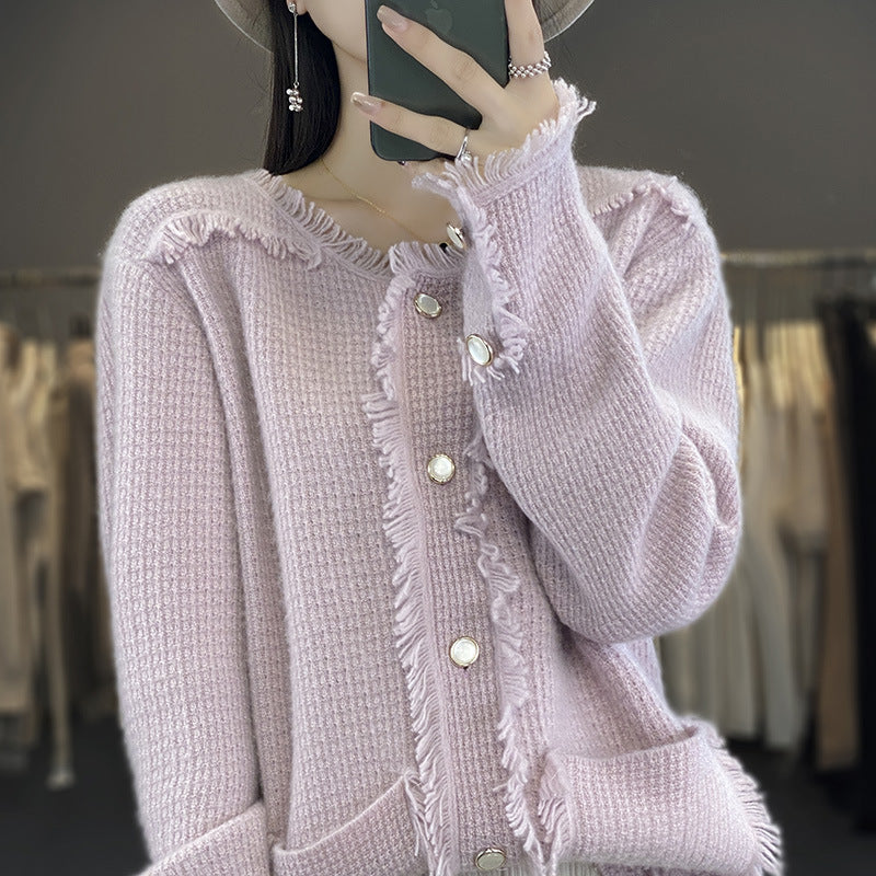 Damen Strickcardigan mit Fransenblende, Perlmuttknopfleiste und aufgesetzten Taschen Drune