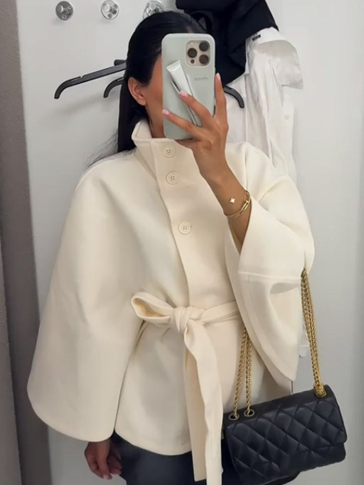 Damen Elegantes Woll-Cape mit Taillengürtel, Stehkragen und verdeckter Knopfleiste Drune
