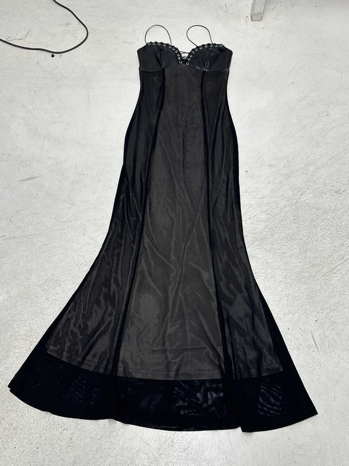 Damen Maxi-Kleid mit verführerischen Spitzeneinsätzen und Rüschendetails Drune