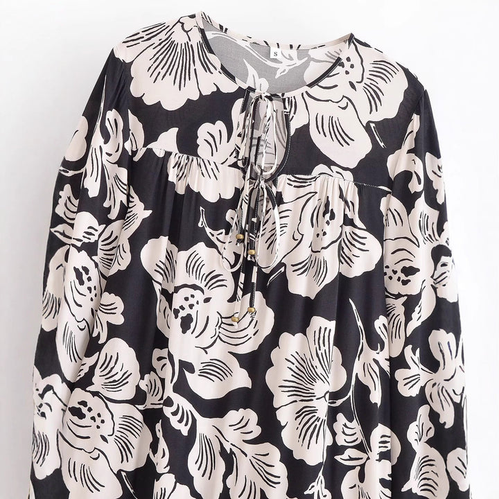 Damen Maxi-Kleid mit floraler Stickerei und eleganten Volants Drune
