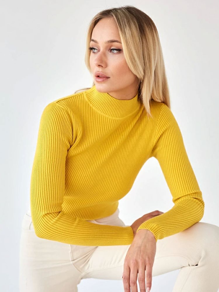 Damen Kurzgeschnittener Rippstrick‑Rollkragenpullover mit taillierter Passform Drune