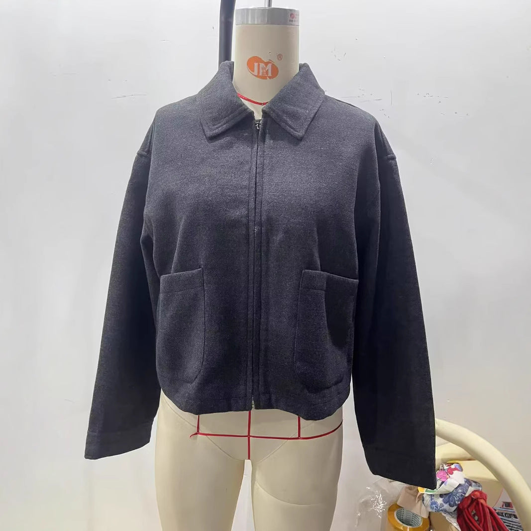 Damen nan gepflegte Cropped‑Blousonjacke im Hemdkragenstil mit verdeckter Reißverschlussfront und großen aufgesetzten Taschen Drune