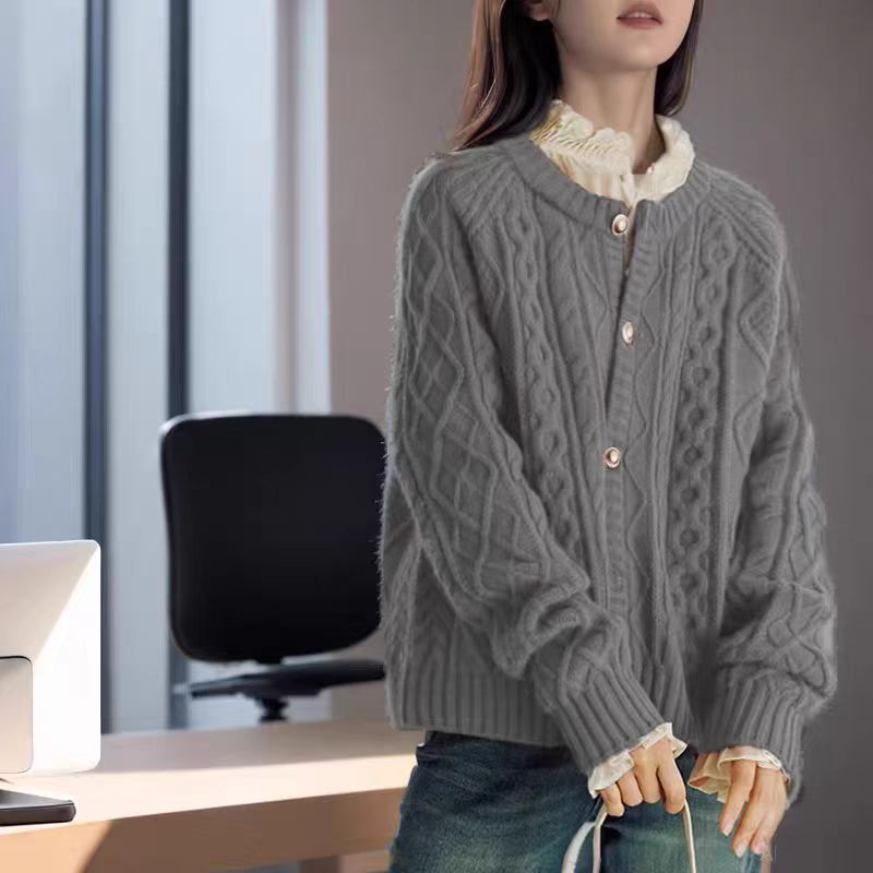 Damen Kuscheliger Zopf- und Rautenstrick-Cardigan mit Perlmuttknopfblende Drune