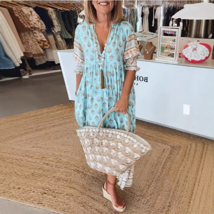 Frauen Boho Maxi Kleid aus leichtem Viskose-Mix mit V-Ausschnitt, Quastenbändchen, drei Viertelärmeln und seitlichen Taschen Drune