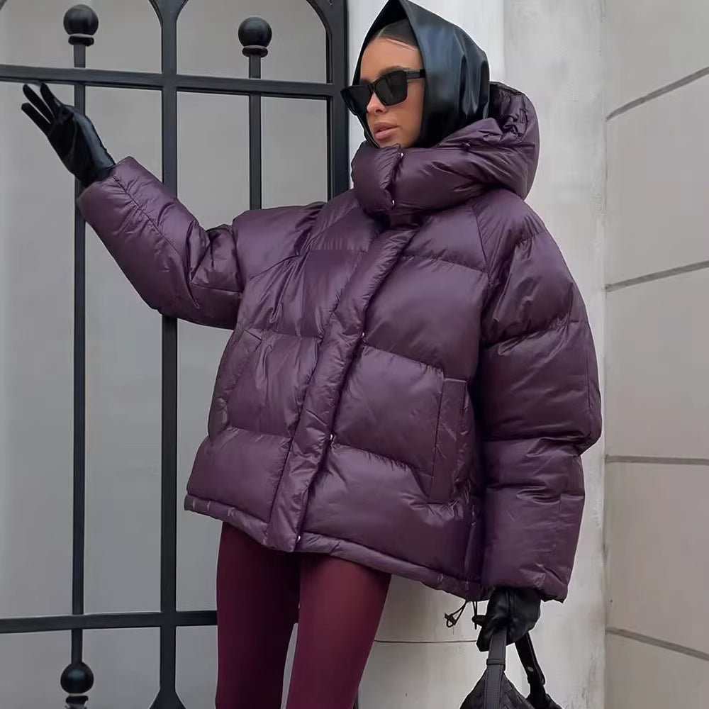 Damen Kurze wattierte Oversize‑Steppjacke mit hohem Stehkragen und Kapuze Drune