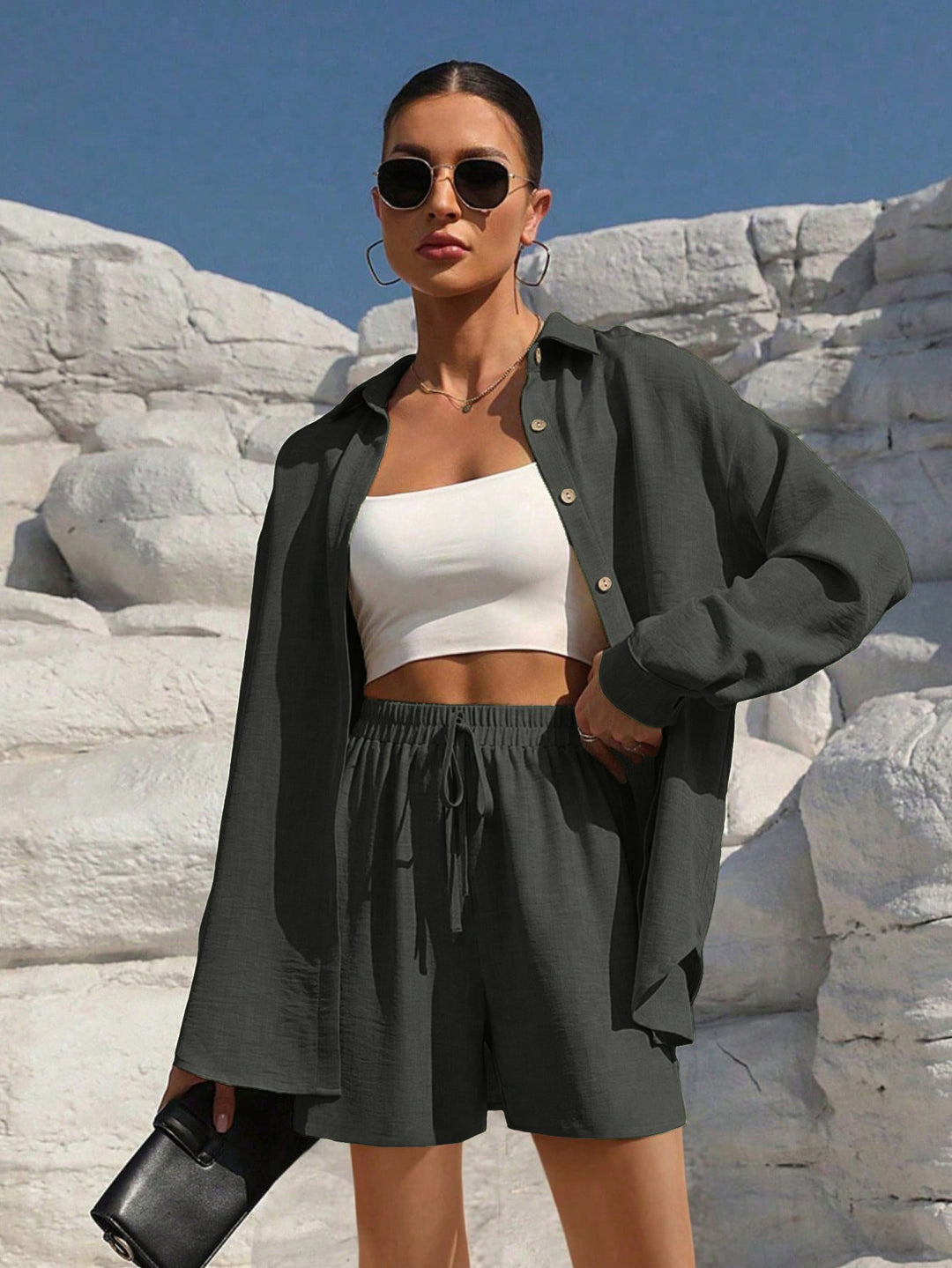 Damen lässiges Set aus oversized Hemd und kurzen Shorts Drune