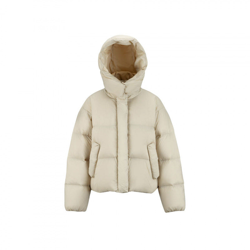 Damen Kurz gepolsterte Crop‑Steppjacke mit Volumen‑Kapuze und verdeckter Druckknopfleiste Drune