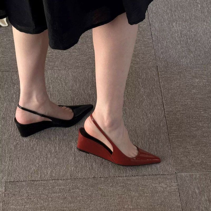 Damen Spitz zulaufende Lack-Slingback-Wedges mit niedrigem Keilabsatz Drune