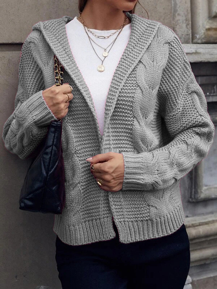 Damen Grobstrickjacke mit Kapuze und Zopfmuster Drune