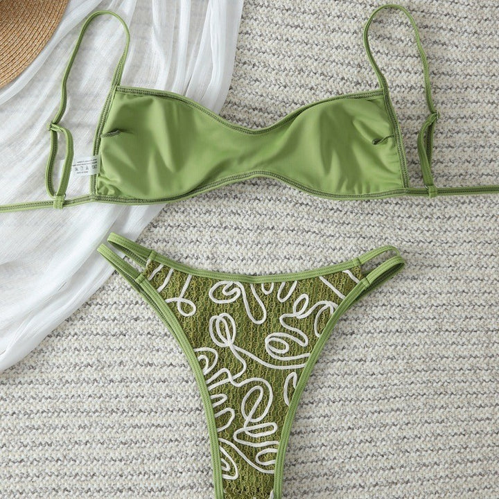 Damen Triangel-Bikini mit trendigem Stickmuster Drune