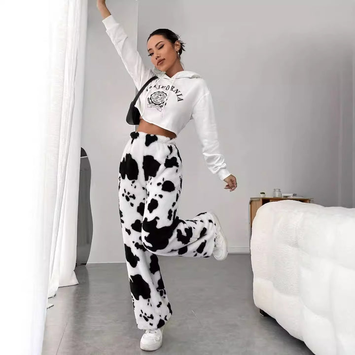 Damen Fleece-Hose im trendigen Kuhmuster Drune