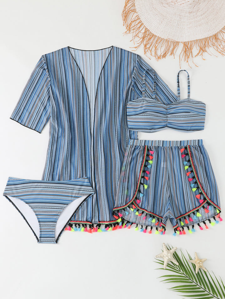 Damen Strandoutfit mit modischer Tunika und Shorts Drune