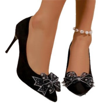 Damen Spitz zulaufende Samt‑Pumps mit schmalem Stiletto, dekorativer Schleifen‑Applikation und Komfortinnensohle Drune