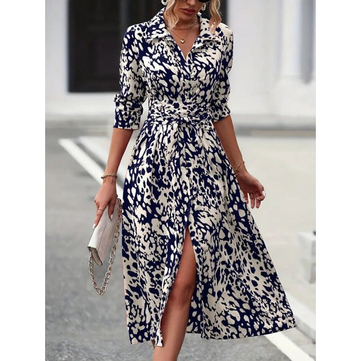 Damen Maxikleid mit figurbetontem Schnitt und elegantem Animal-Print Drune