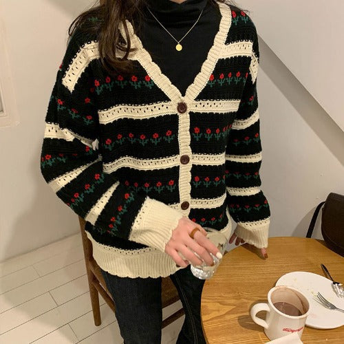 Damen modische Strickjacke mit floralem Design und breiten Ärmeln Drune